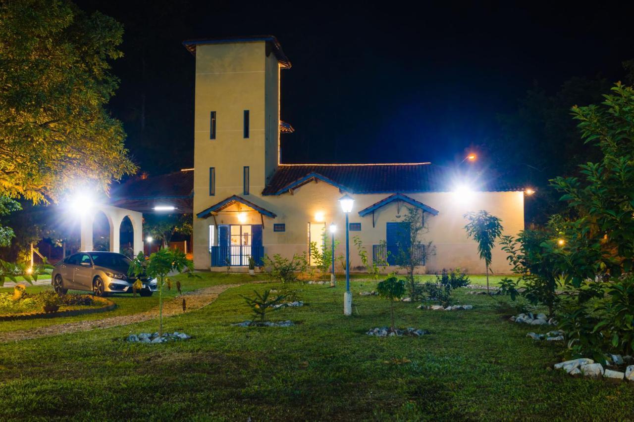 Sr Stallage * Sao Pedro (Sao Paulo)