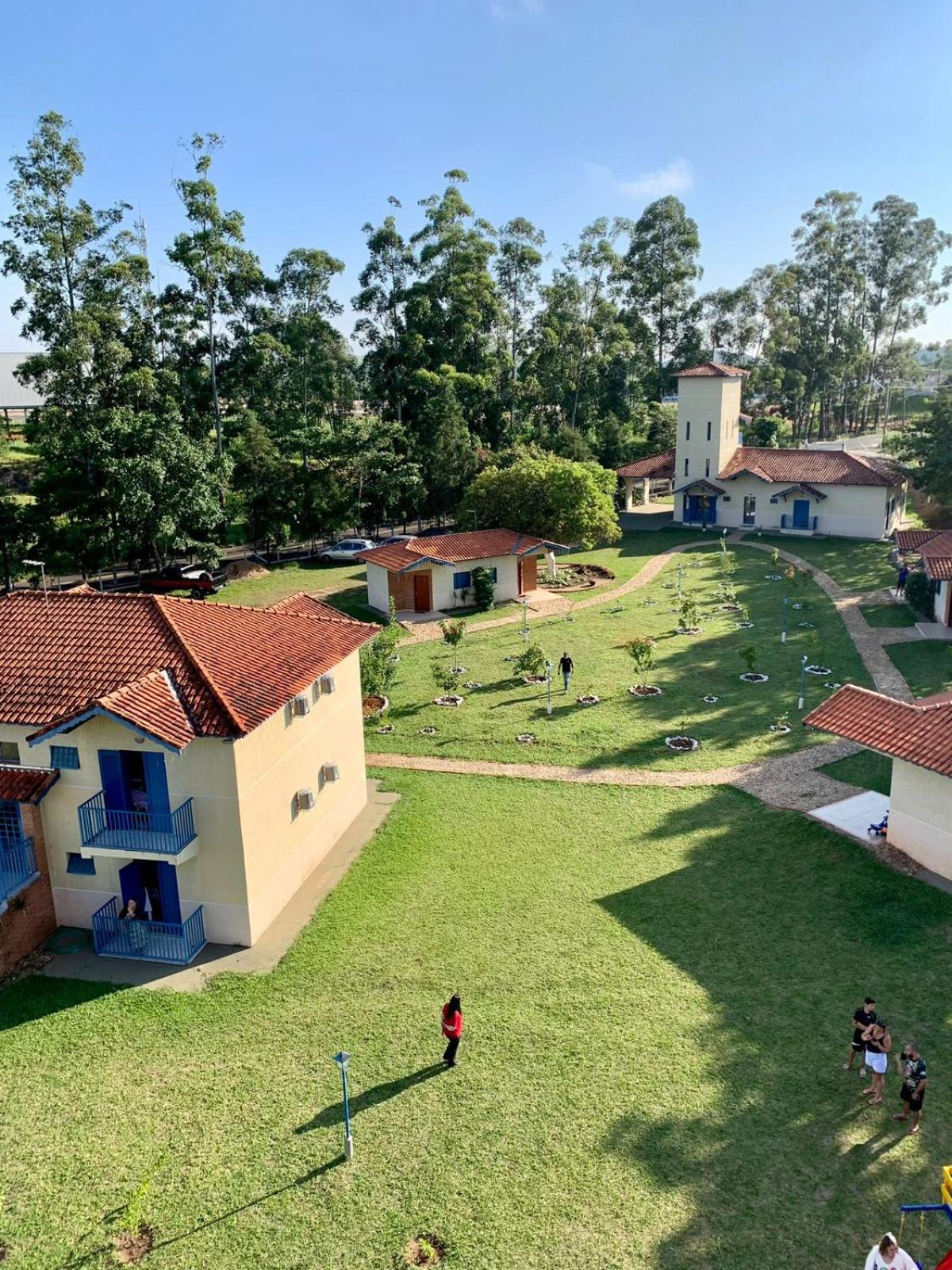 Sr Stallage * Sao Pedro (Sao Paulo)